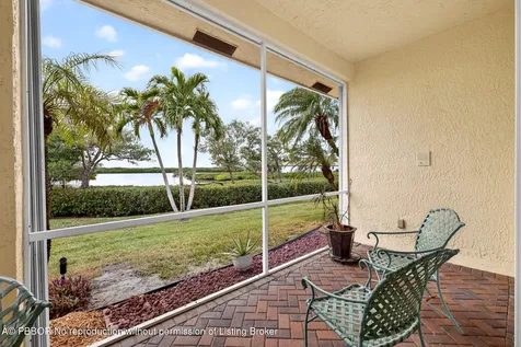 3305 Caracal Drive Ft Pierce FL 34949