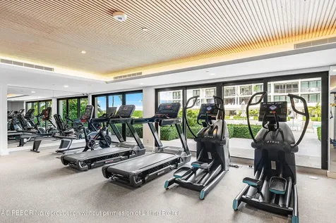 2784 S Ocean Boulevard Palm Beach FL 33480