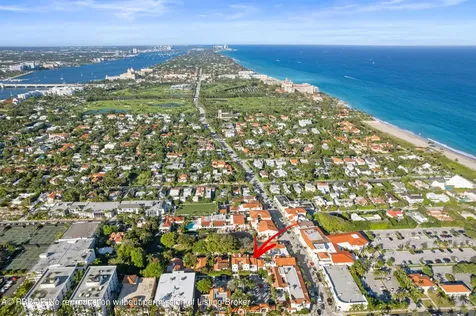 238 Phipps Plaza Palm Beach FL 33480