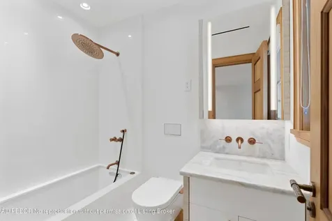 239 Emerald Lane Palm Beach FL 33480