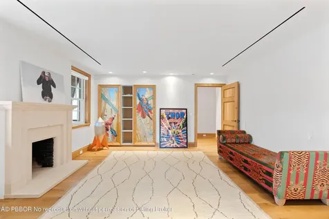 239 Emerald Lane Palm Beach FL 33480