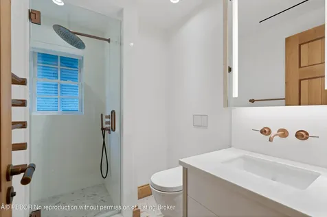 239 Emerald Lane Palm Beach FL 33480
