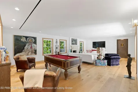 239 Emerald Lane Palm Beach FL 33480