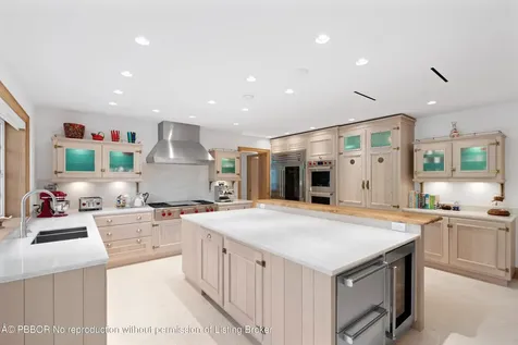 239 Emerald Lane Palm Beach FL 33480