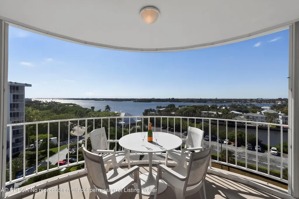 2295 S Ocean Boulevard Palm Beach FL 33480