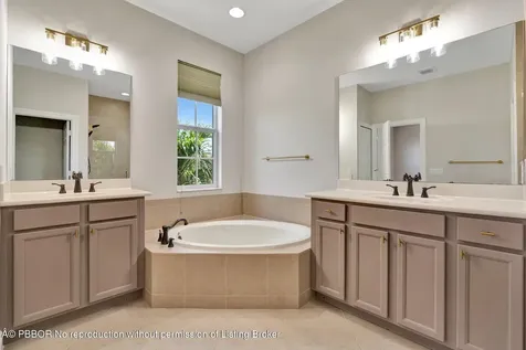 4559 Cadiz Circle Palm Beach Gardens FL 33418