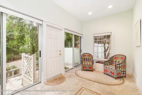 224 Phipps Plaza Palm Beach FL 33480