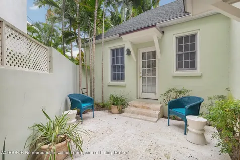 224 Phipps Plaza Palm Beach FL 33480