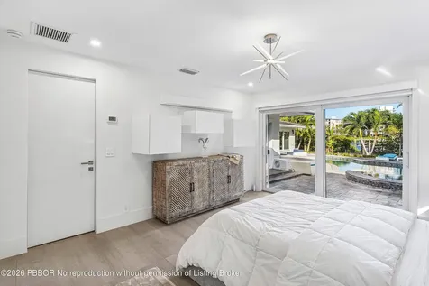 820 N Atlantic Drive Lantana FL 33462