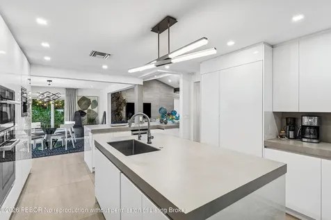 820 N Atlantic Drive Lantana FL 33462