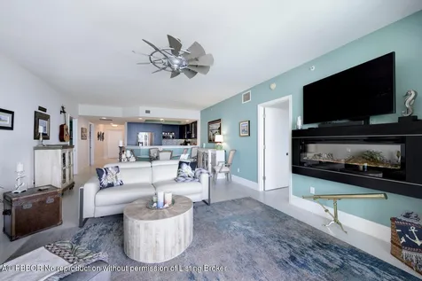 2650 Lake Shore Drive Riviera Beach FL 33404