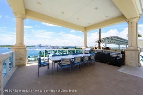 2650 Lake Shore Drive Riviera Beach FL 33404