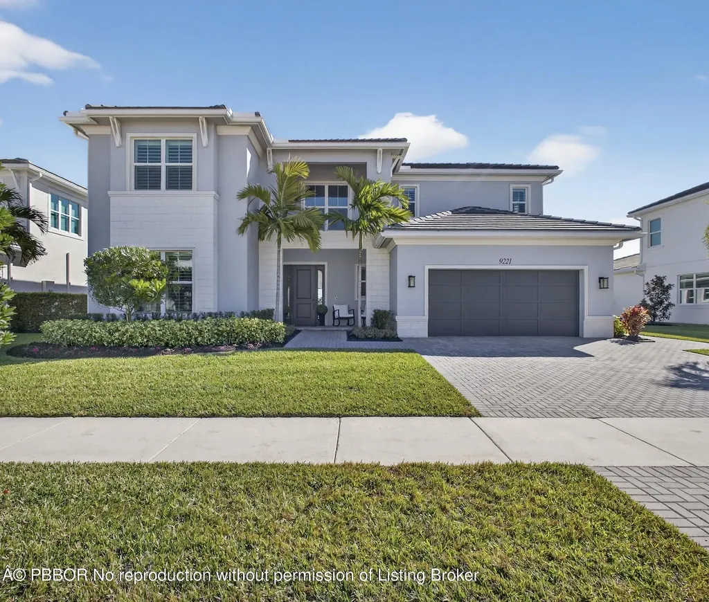 9221 Crestview Circle Palm Beach Gardens FL 33412