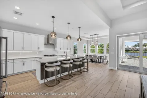 9221 Crestview Circle Palm Beach Gardens FL 33412