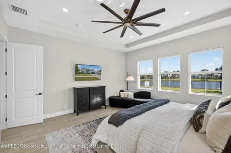 9221 Crestview Circle Palm Beach Gardens FL 33412