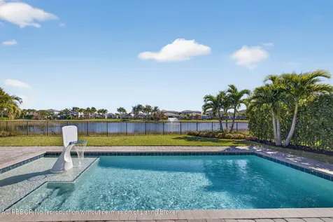 9221 Crestview Circle Palm Beach Gardens FL 33412