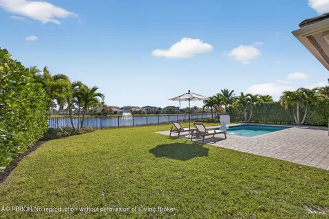 9221 Crestview Circle Palm Beach Gardens FL 33412
