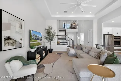 9221 Crestview Circle Palm Beach Gardens FL 33412