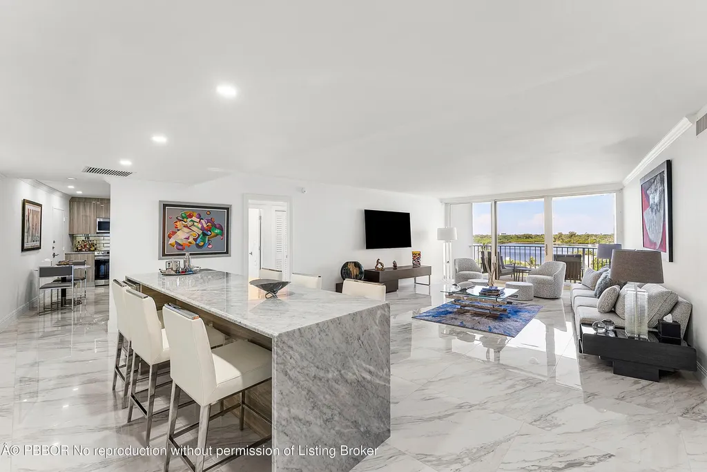 2295 S Ocean Boulevard Palm Beach FL 33480