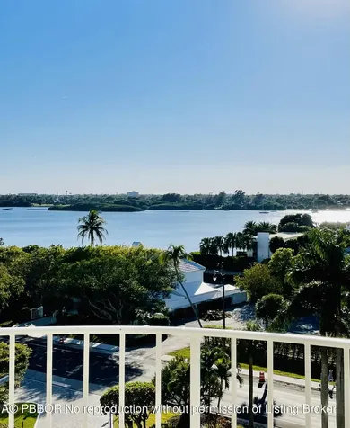 2295 S Ocean Boulevard Palm Beach FL 33480