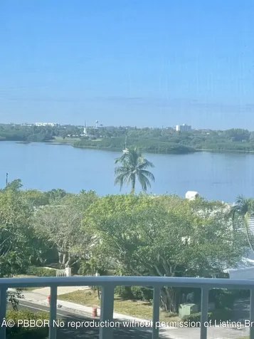 2295 S Ocean Boulevard Palm Beach FL 33480