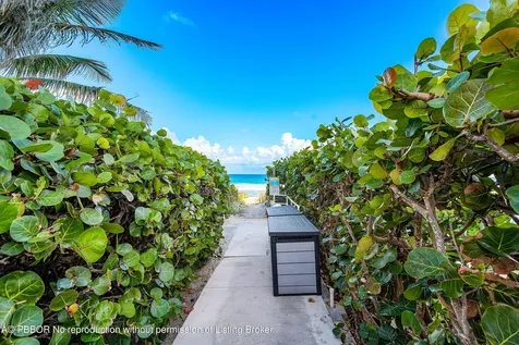 2760 S Ocean Boulevard Palm Beach FL 33480