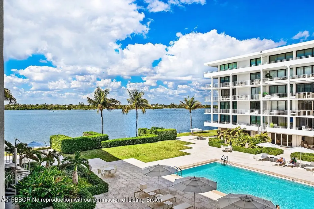 2784 S Ocean Boulevard Palm Beach FL 33480
