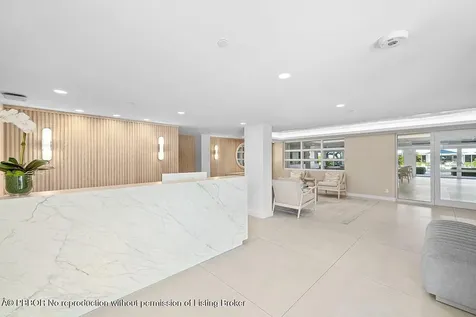 2784 S Ocean Boulevard Palm Beach FL 33480