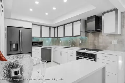 2784 S Ocean Boulevard Palm Beach FL 33480