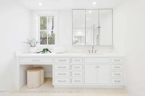 220 Esplanade Way Palm Beach FL 33480