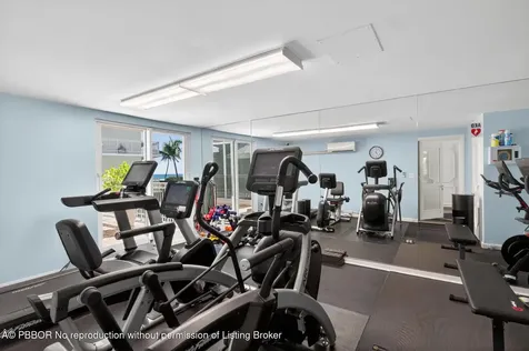100 Royal Palm Way Palm Beach FL 33480