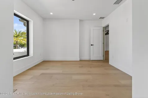 326 Palmetto Street West Palm Beach FL 33405