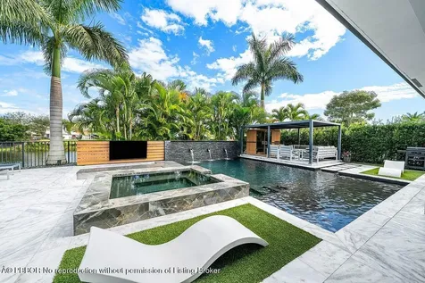 3019 Gin Berry Way West Palm Beach FL 33401