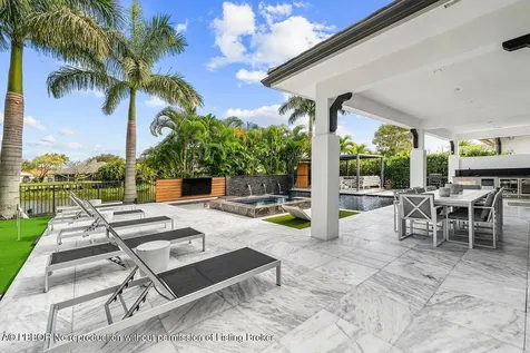 3019 Gin Berry Way West Palm Beach FL 33401