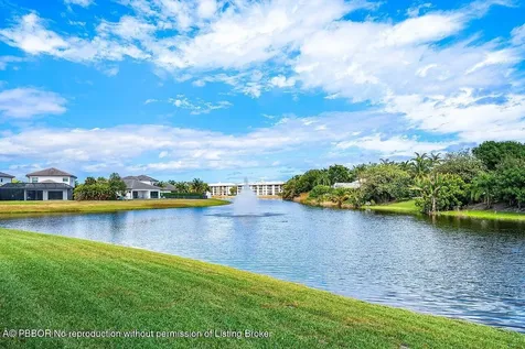 3019 Gin Berry Way West Palm Beach FL 33401