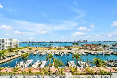 220 Lakeshore Drive Lake Park FL 33403