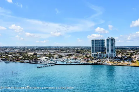 220 Lakeshore Drive Lake Park FL 33403