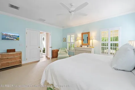 105 Evans Lane Manalapan FL 33462