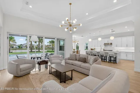 9249 Crestview Circle Palm Beach Gardens FL 33412