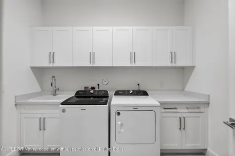 9249 Crestview Circle Palm Beach Gardens FL 33412