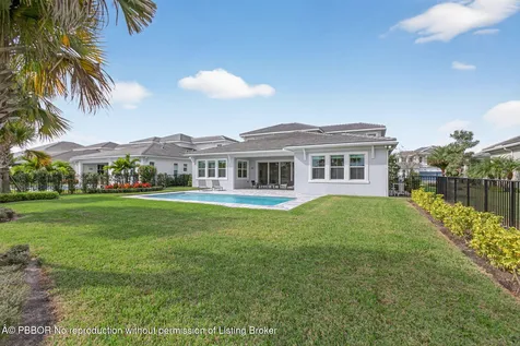 9249 Crestview Circle Palm Beach Gardens FL 33412