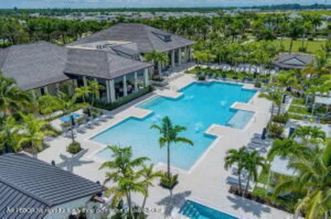 9249 Crestview Circle Palm Beach Gardens FL 33412