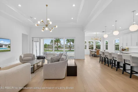 9249 Crestview Circle Palm Beach Gardens FL 33412