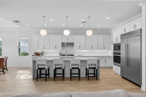 9249 Crestview Circle Palm Beach Gardens FL 33412