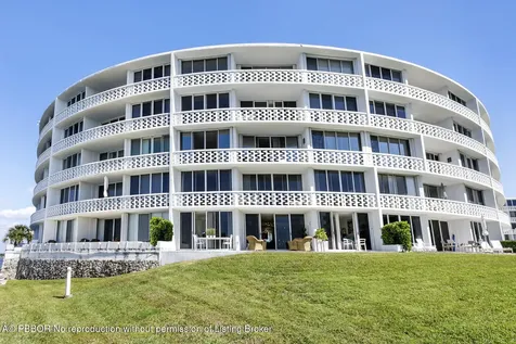 2760 S Ocean Boulevard S Palm Beach FL 33480