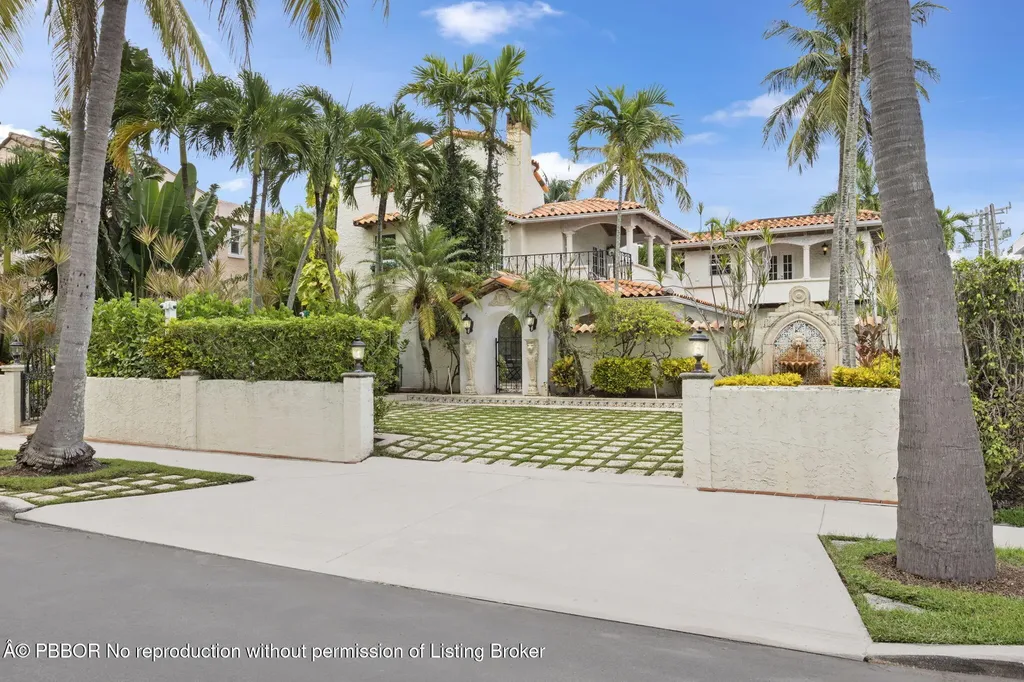 223 8th Street West Palm Beach FL 33401