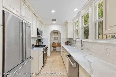 223 8th Street West Palm Beach FL 33401