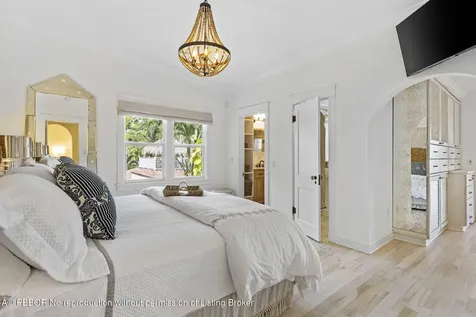 223 8th Street West Palm Beach FL 33401
