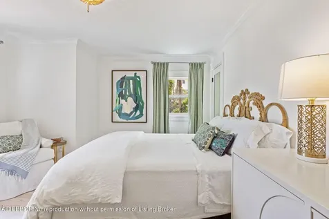 223 8th Street West Palm Beach FL 33401