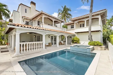 223 8th Street West Palm Beach FL 33401